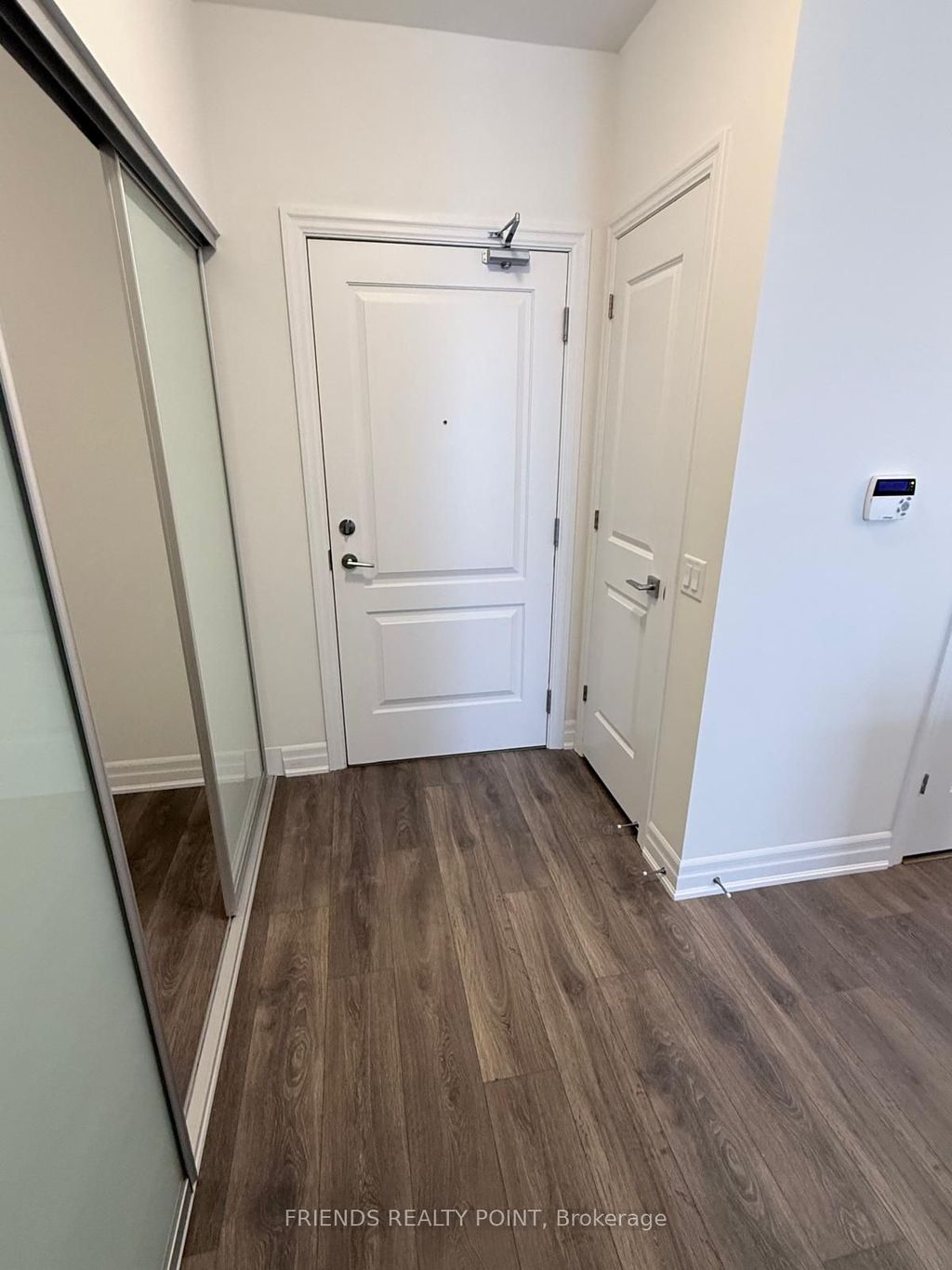 Photo of 30 Elm Drive #404, Mississauga, ON L5B 0N3 (MLS # W12815626)
