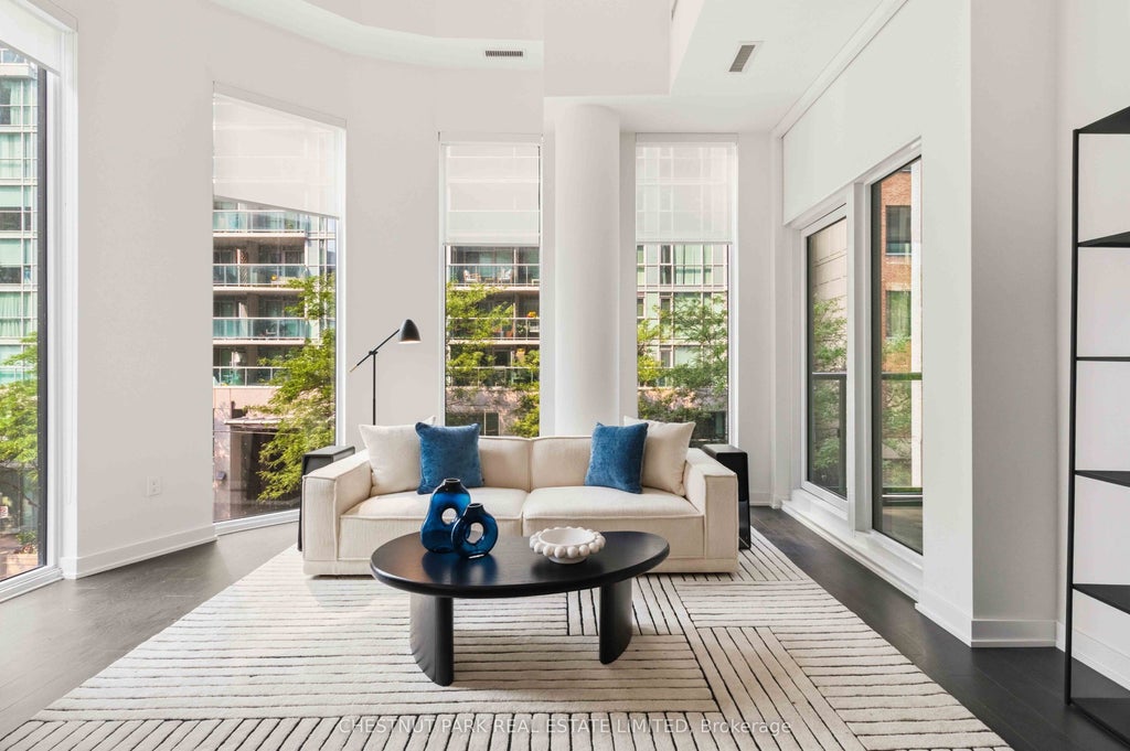 Photo of 121 St Patrick Street #201, Toronto, ON M5T 3C1 (MLS # C13651330)