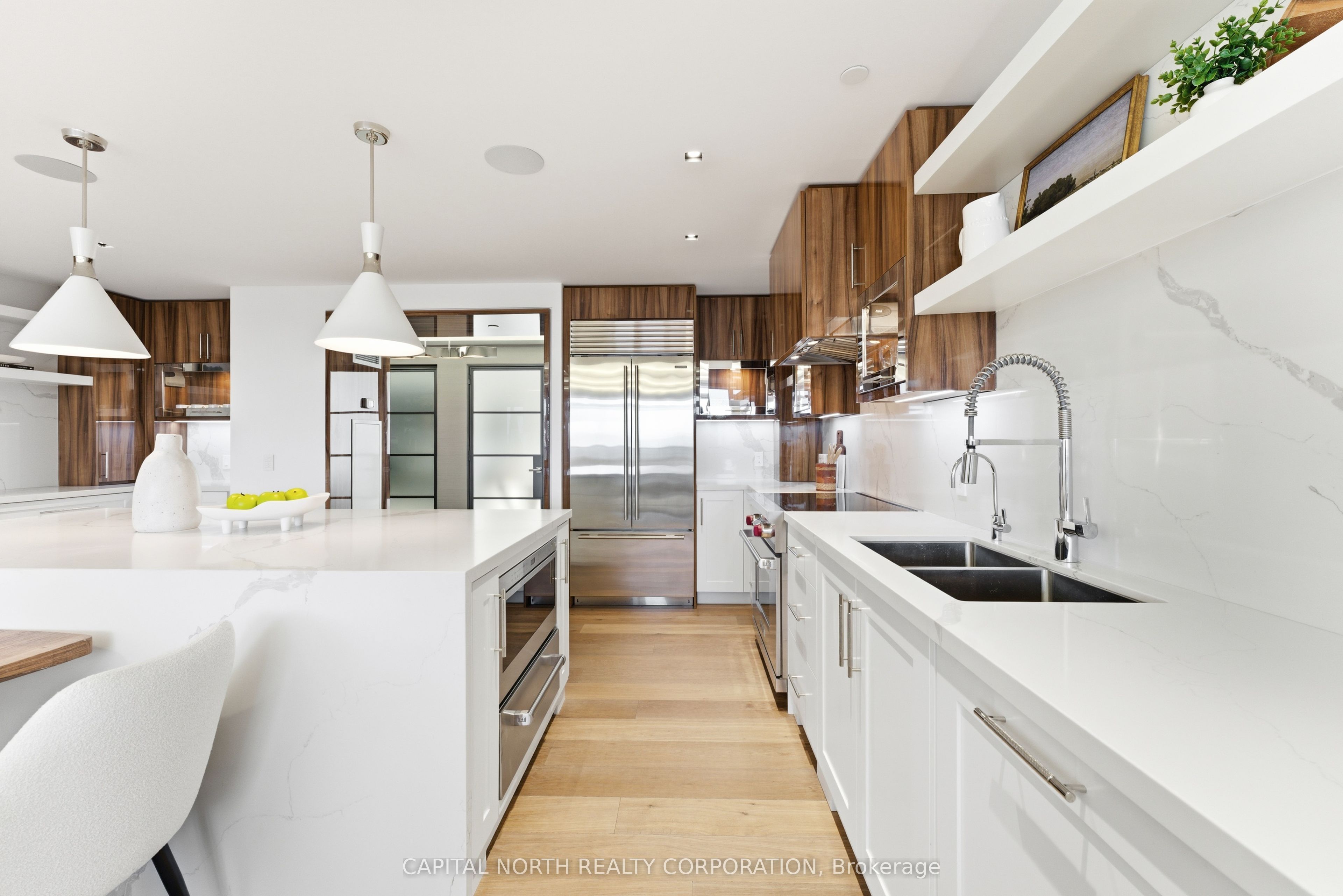 330 Richmond Street W 2603