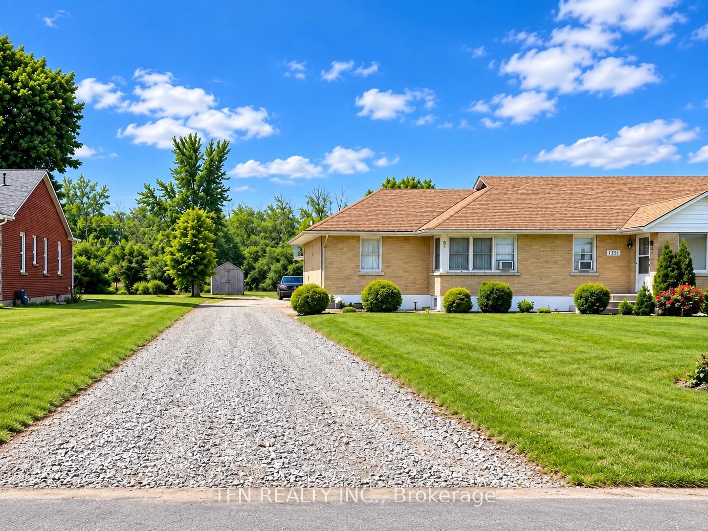1301 Niagara River Parkway