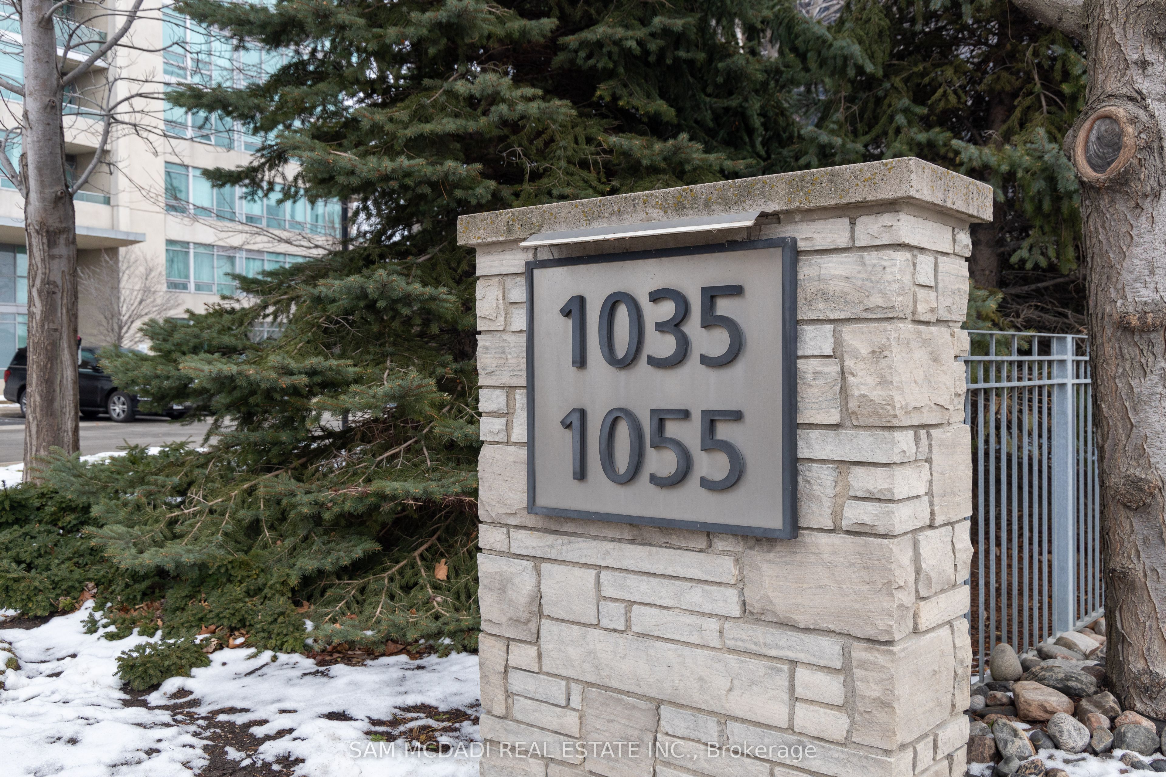 1035 Southdown Road 606