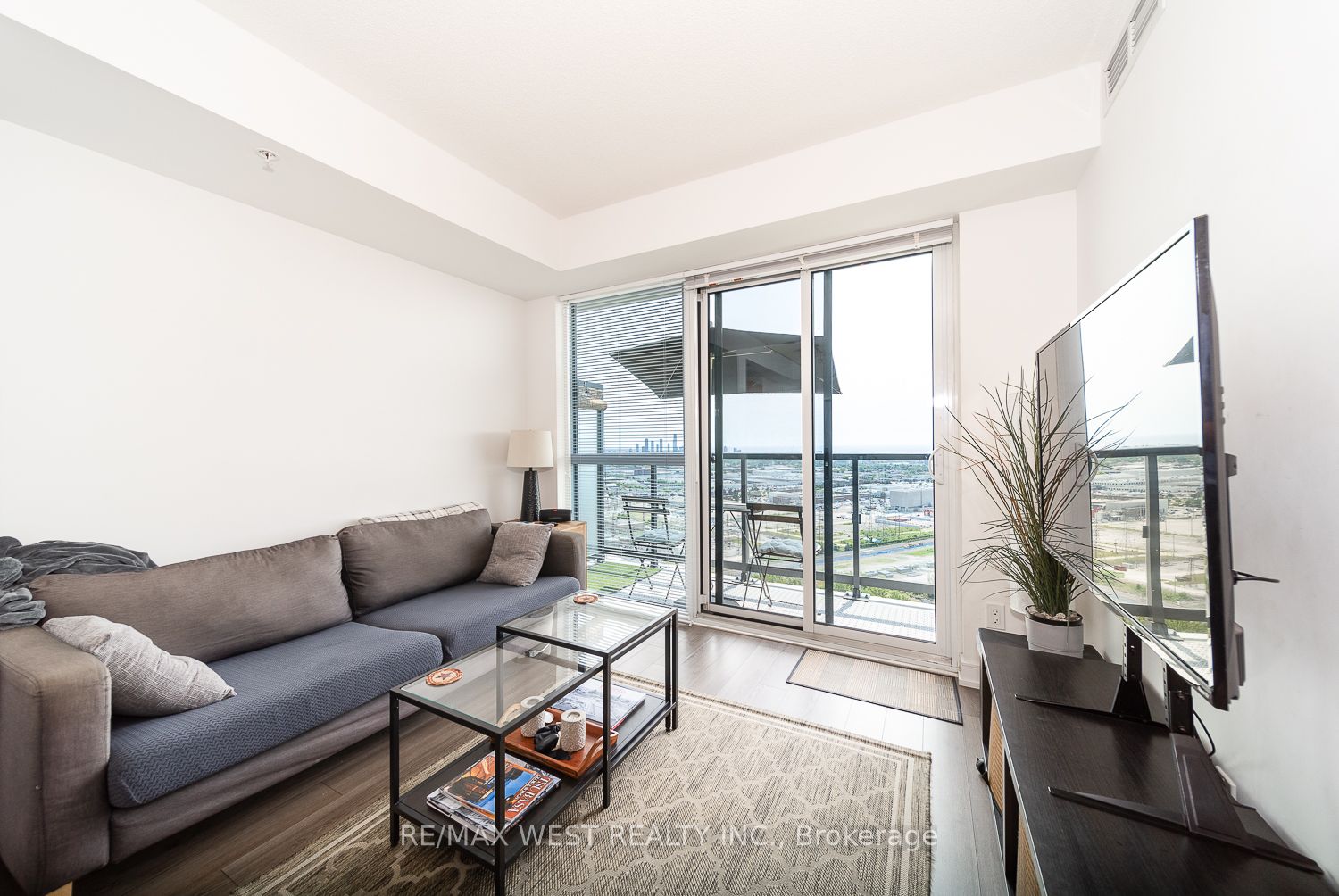 20 Thomas Riley Road 2608