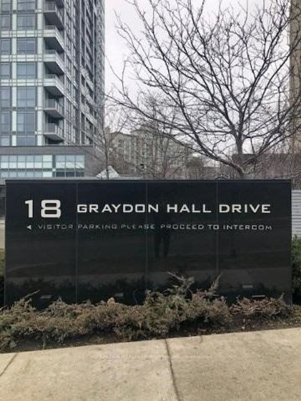 Photo of 18 Graydon Hall Drive #0901, Toronto, ON M3A 2Z9 (MLS # C13213574)