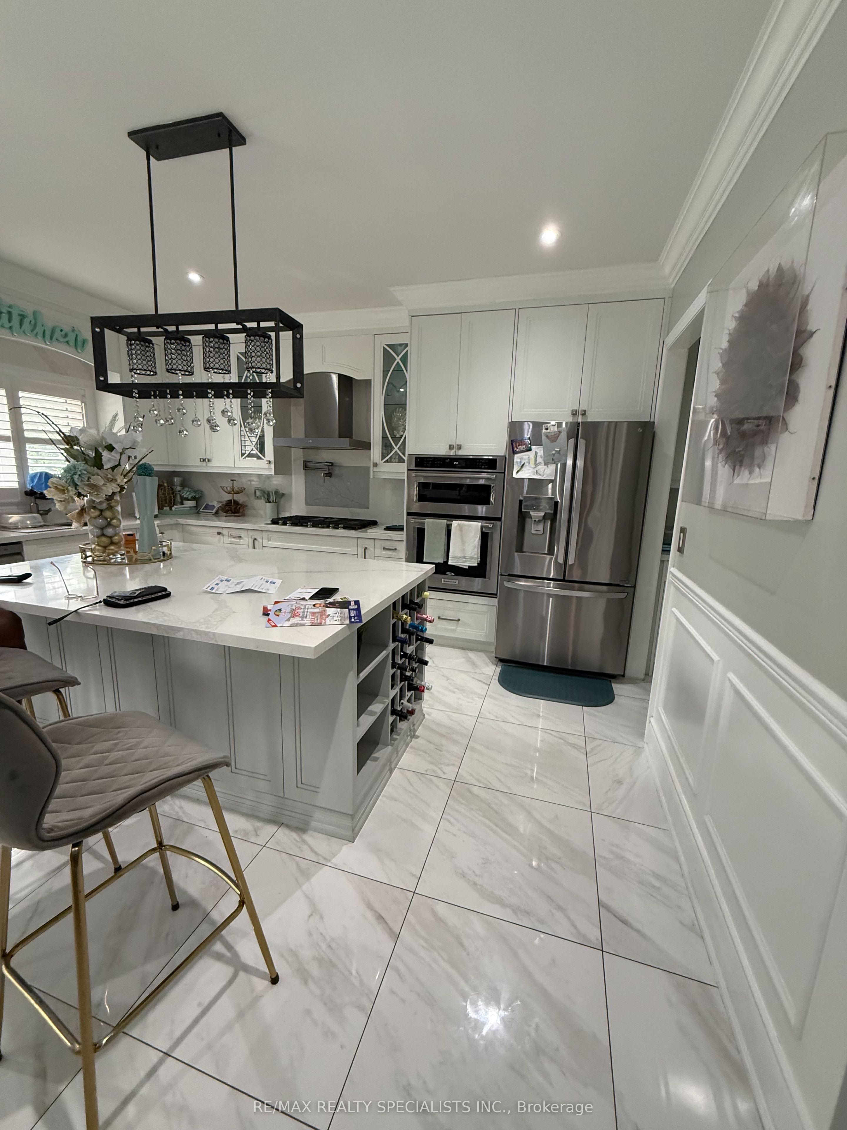 4 Burlwood Road