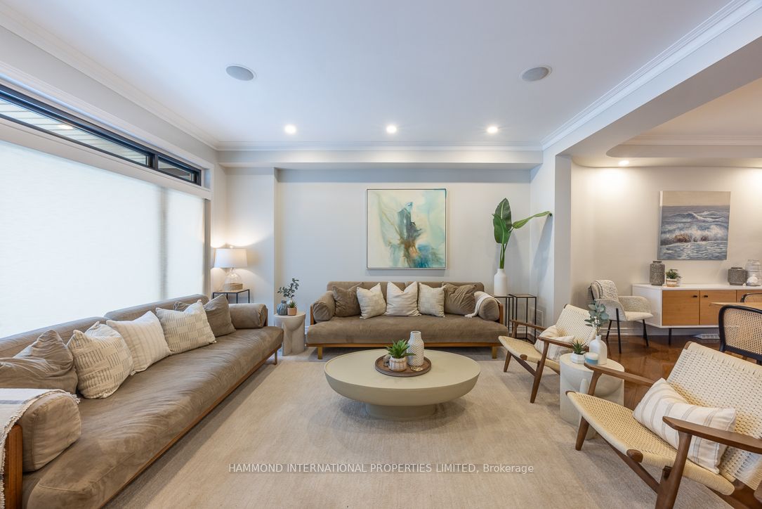 85 Northern Dancer Boulevard