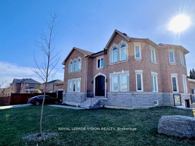 61 Rocksprings Avenue Main