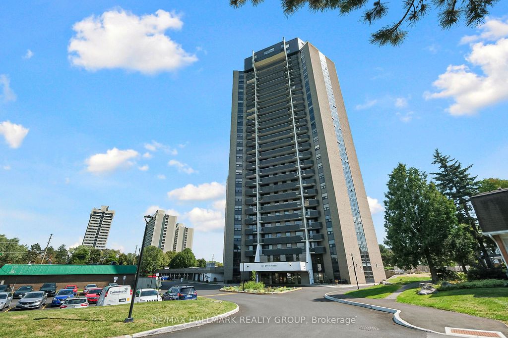 Photo of 900 Dynes Road #1904, Mooneys Bay - Carleton Heights and Area, ON K2C 3L6 (MLS # X12396925)