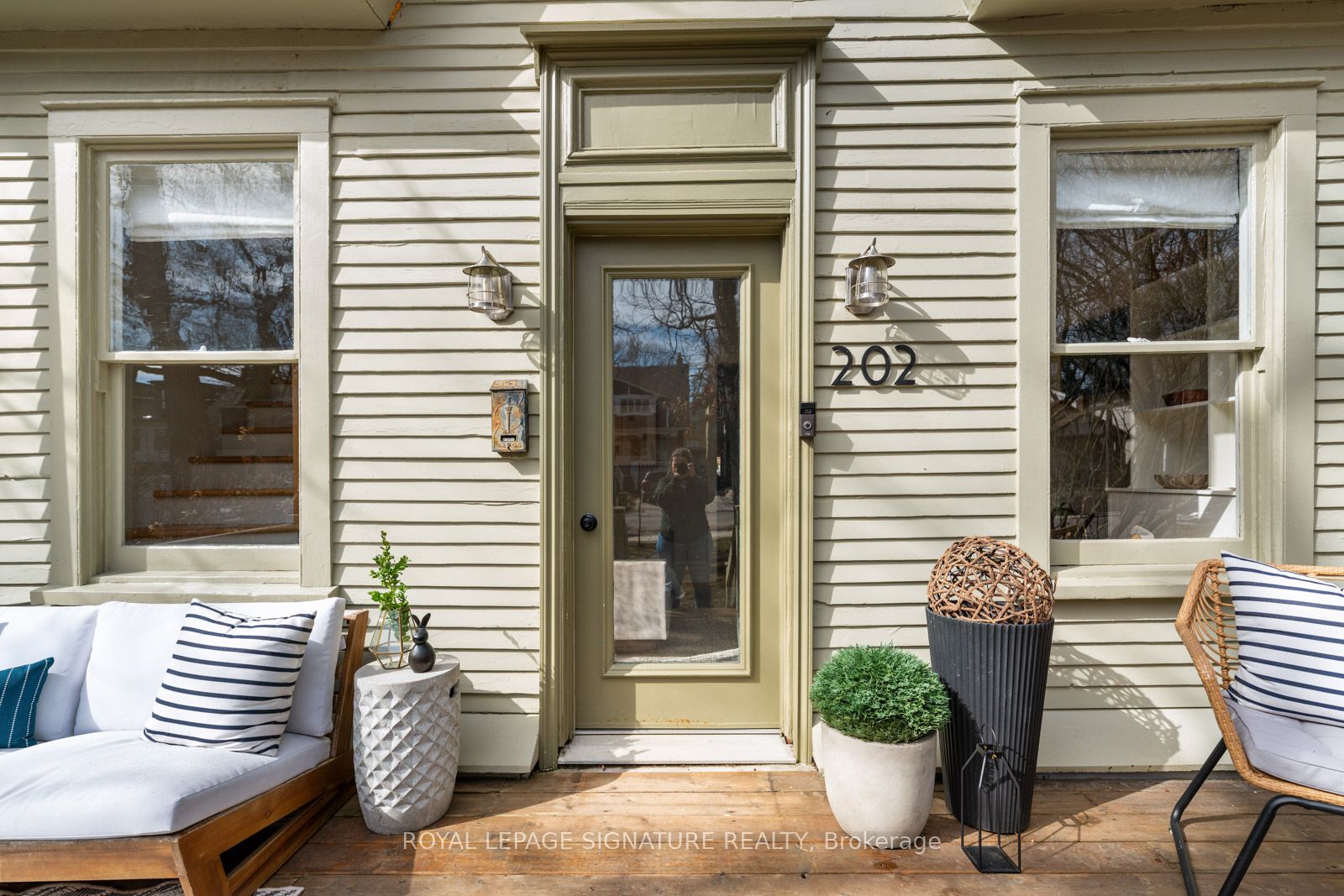 202 Silver Birch Avenue