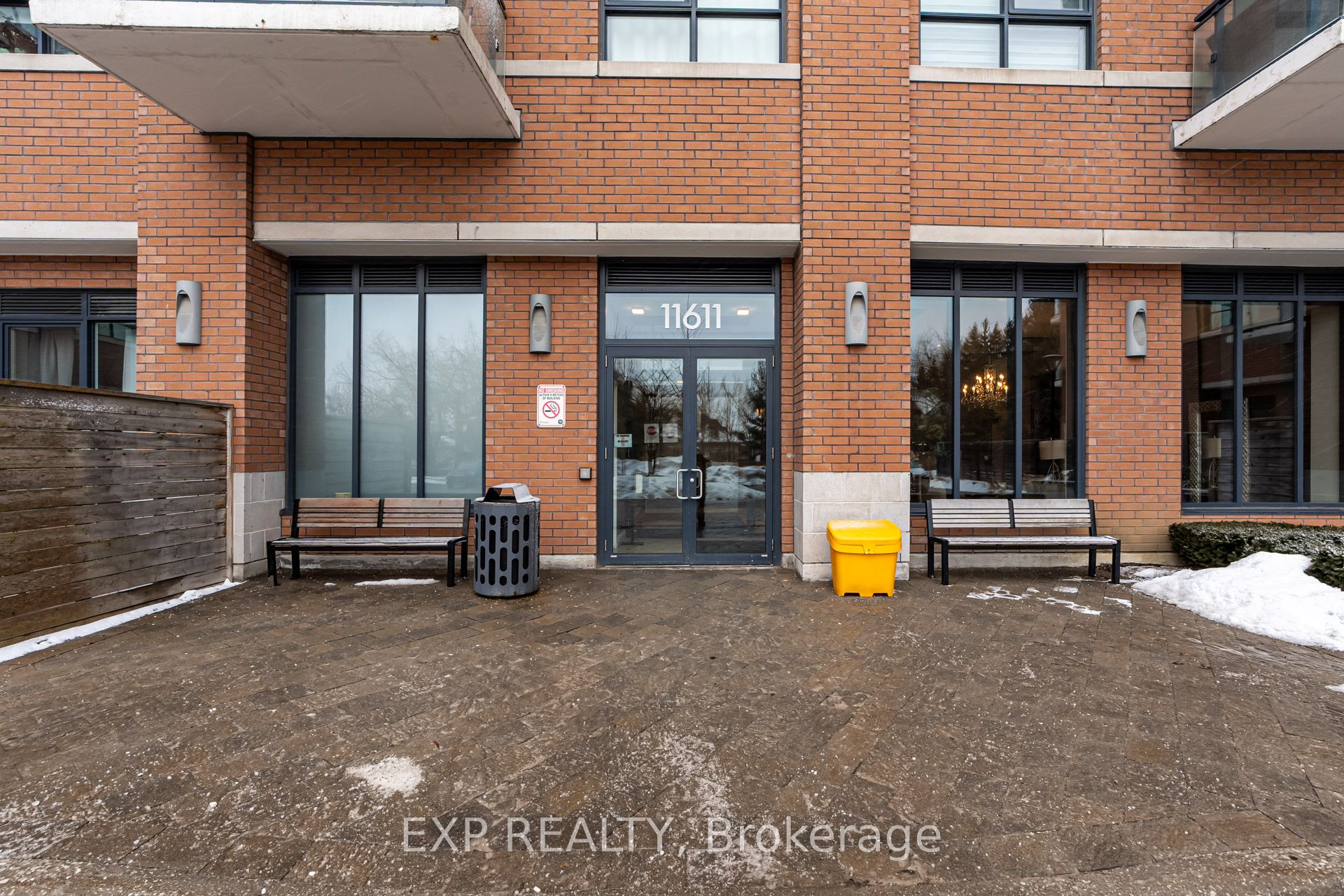 11611 Yonge Street 317