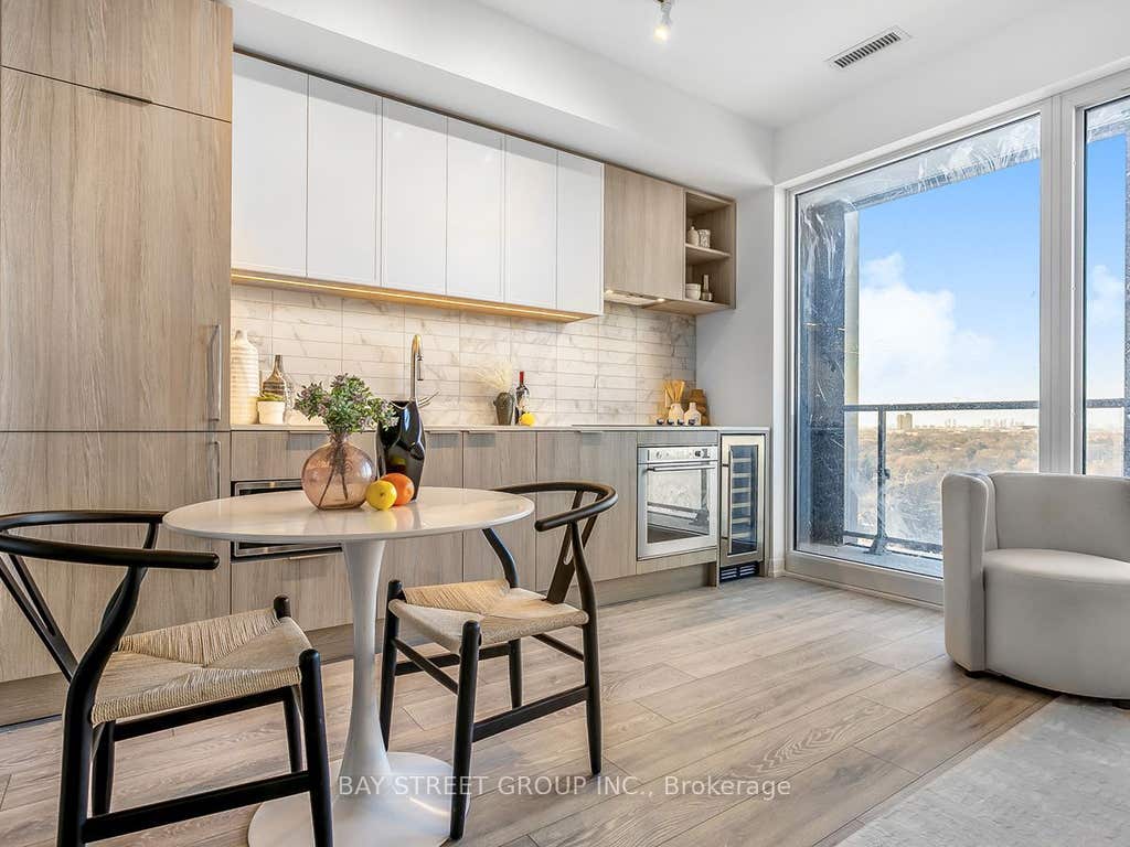 Photo of 2020 Bathurst Street #1812, Toronto, ON M5P 0A6 (MLS # C13579180)