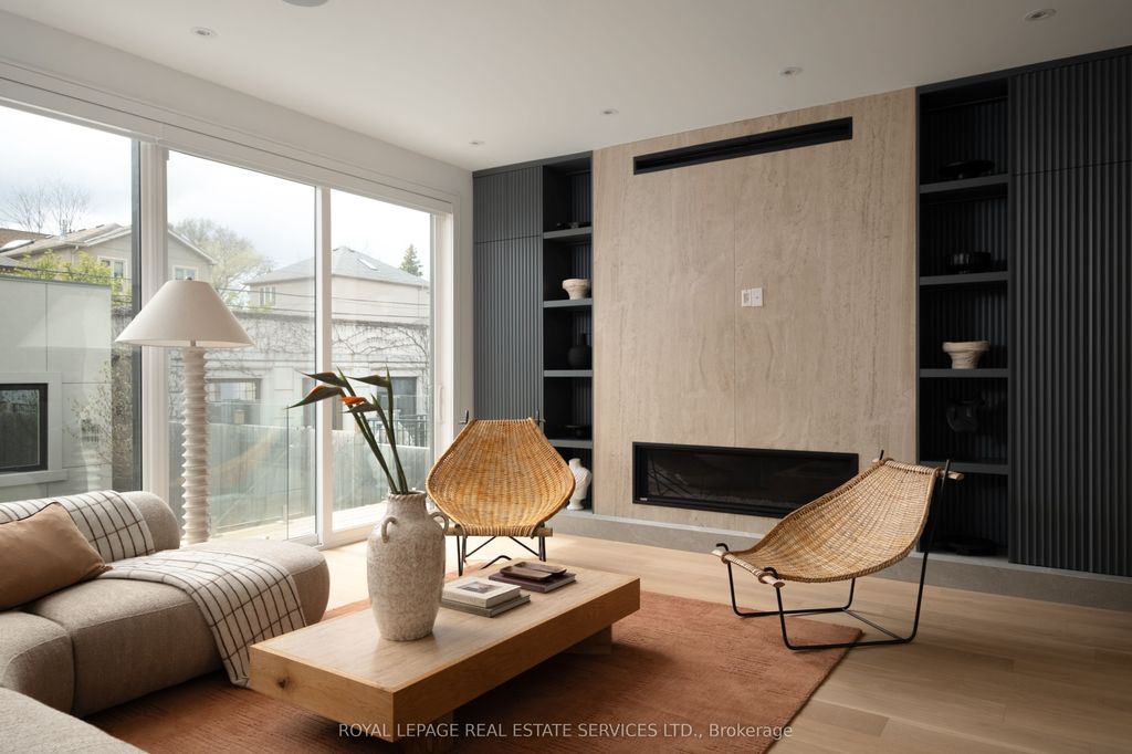Photo of 237 Bedford Park Avenue, Toronto, ON M5M 1J4 (MLS # C13077886)