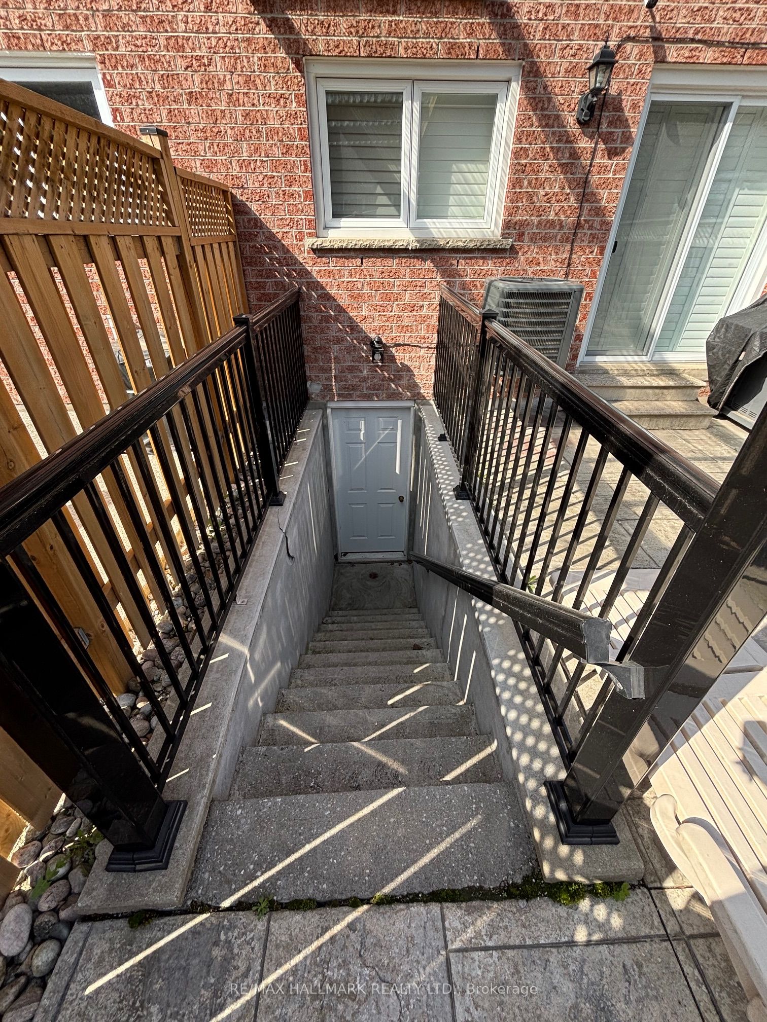 5451 Richmeadow Mews