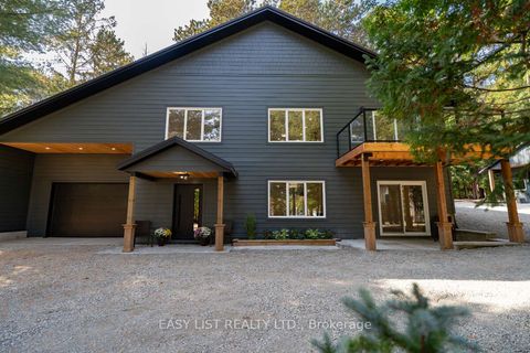 Photo of 14 Eagle Road, Tiny, ON L9M 0C2 (MLS # S12684000)