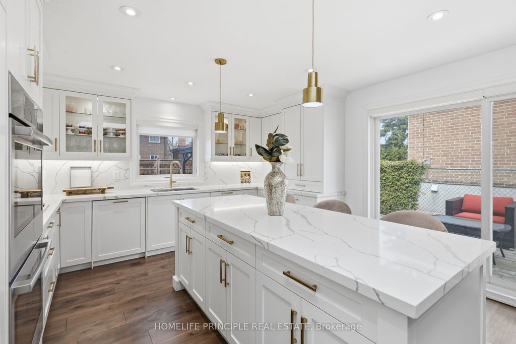 Photo of 101 Renault Crescent, Toronto, ON M9P 1J7 (MLS # W12990460)