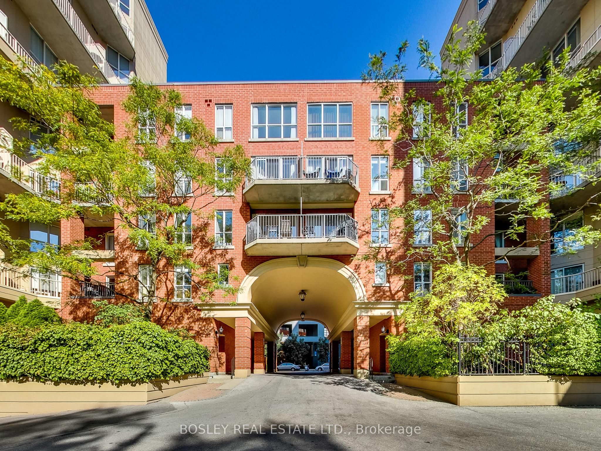 119 Merton Street 215