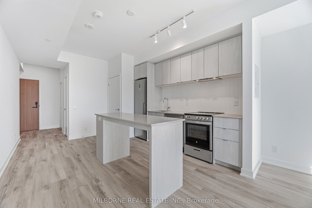 Photo of 1660 Bloor Street W #510, Toronto, ON M6P 1A8 (MLS # W13641992)
