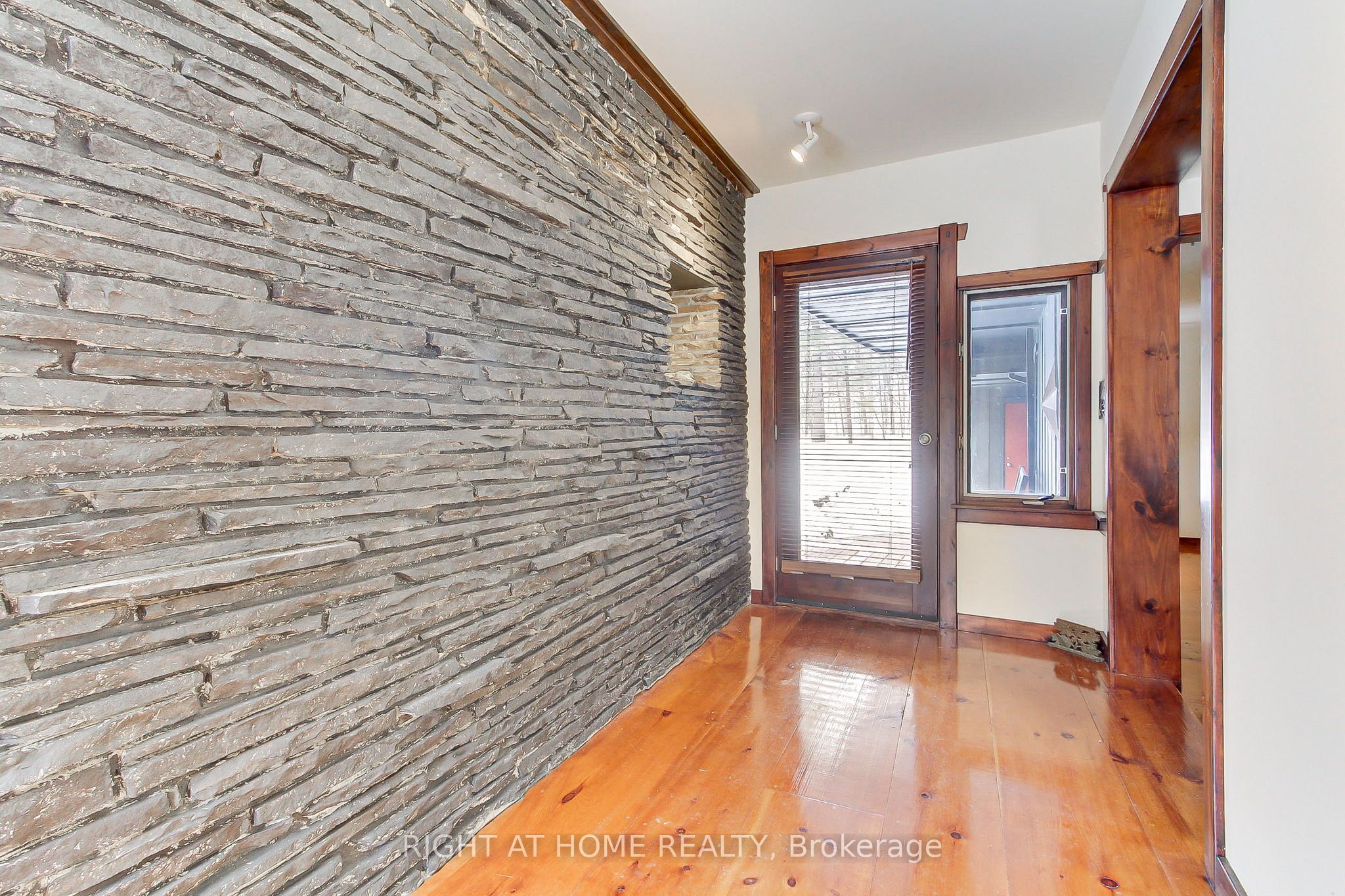 115 Valley Road