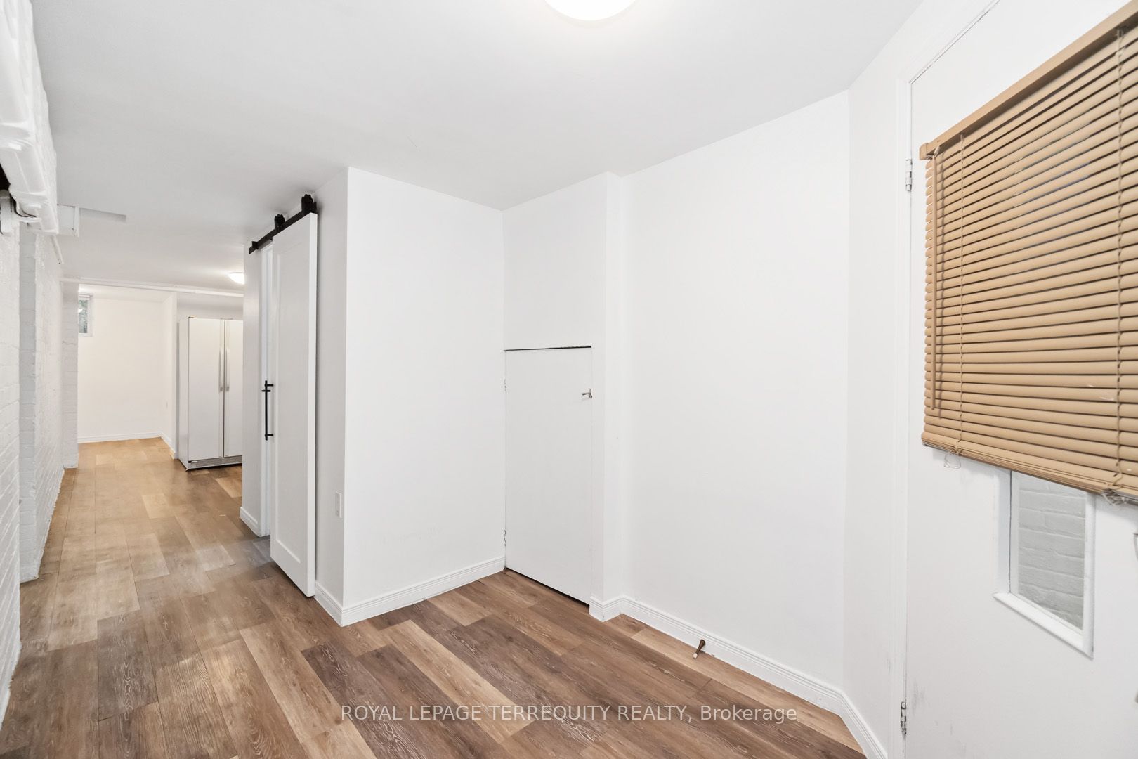 33 St John's Road Basement
