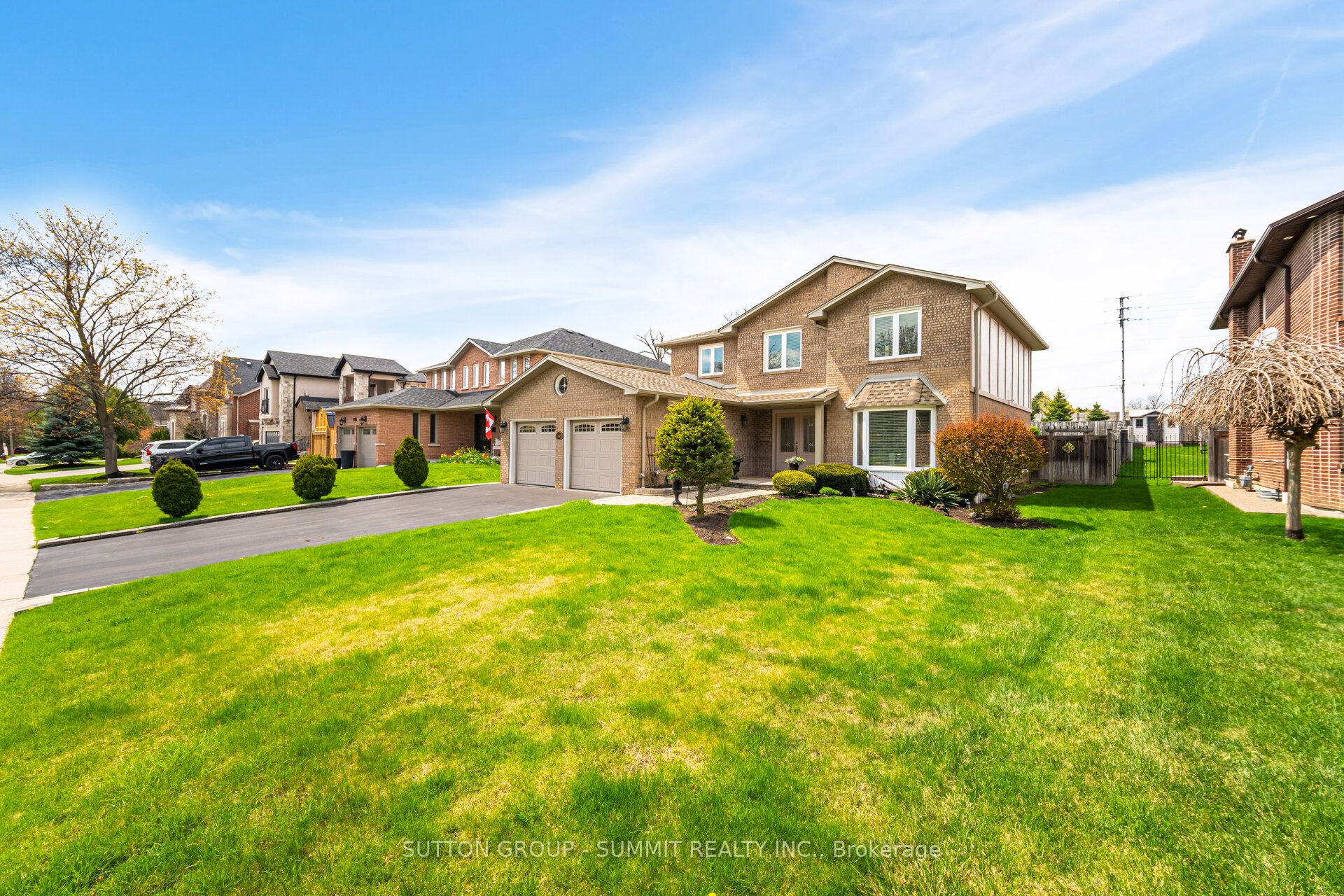 1245 SAGINAW Crescent