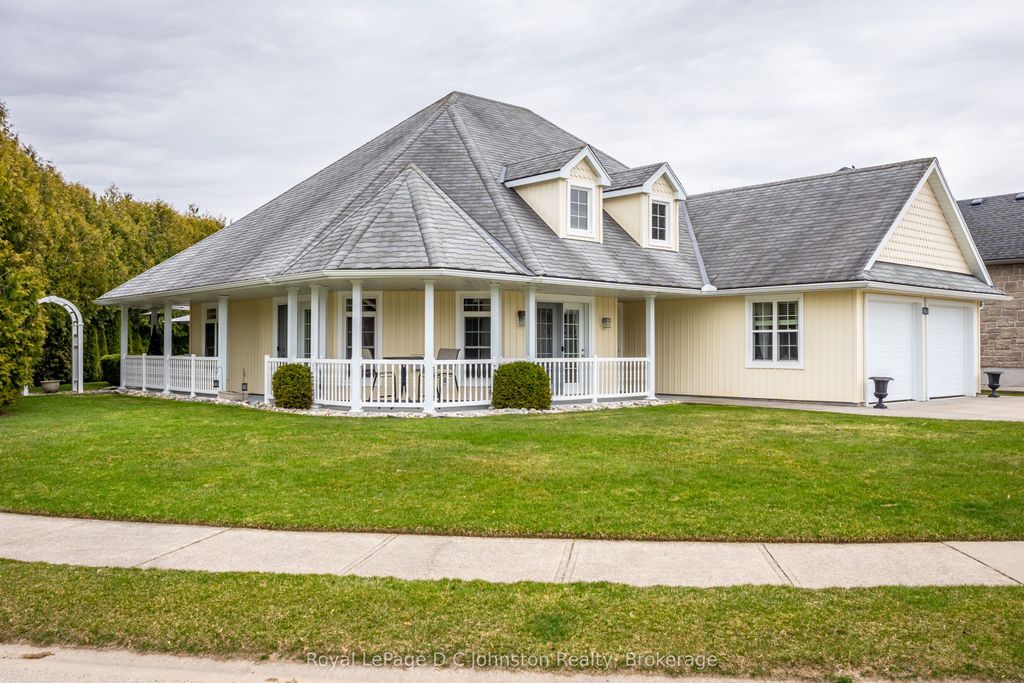 Photo of 541 MEADOW Lane, Saugeen Shores, ON N0H 2L0 (MLS # X12648176)