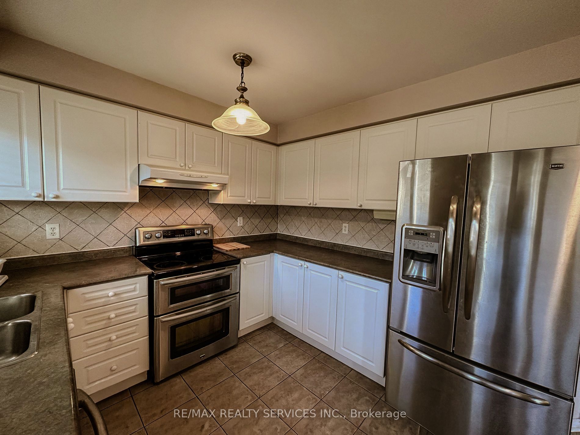 41 Sandyshores Drive