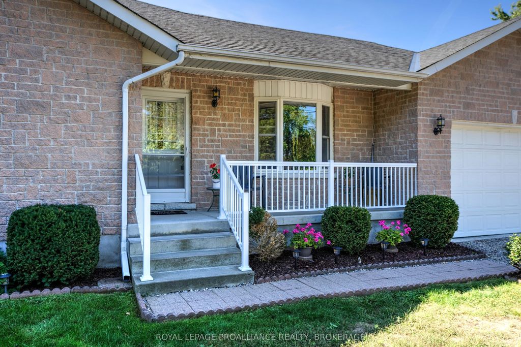 Photo of 3561 Princess Street, Kingston, ON K7P 3A7 (MLS # X12751004)