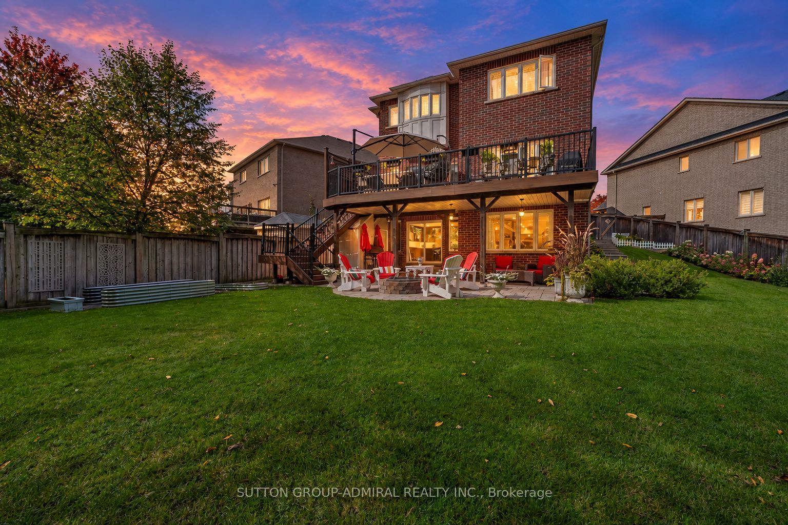 55 Maverick Crescent