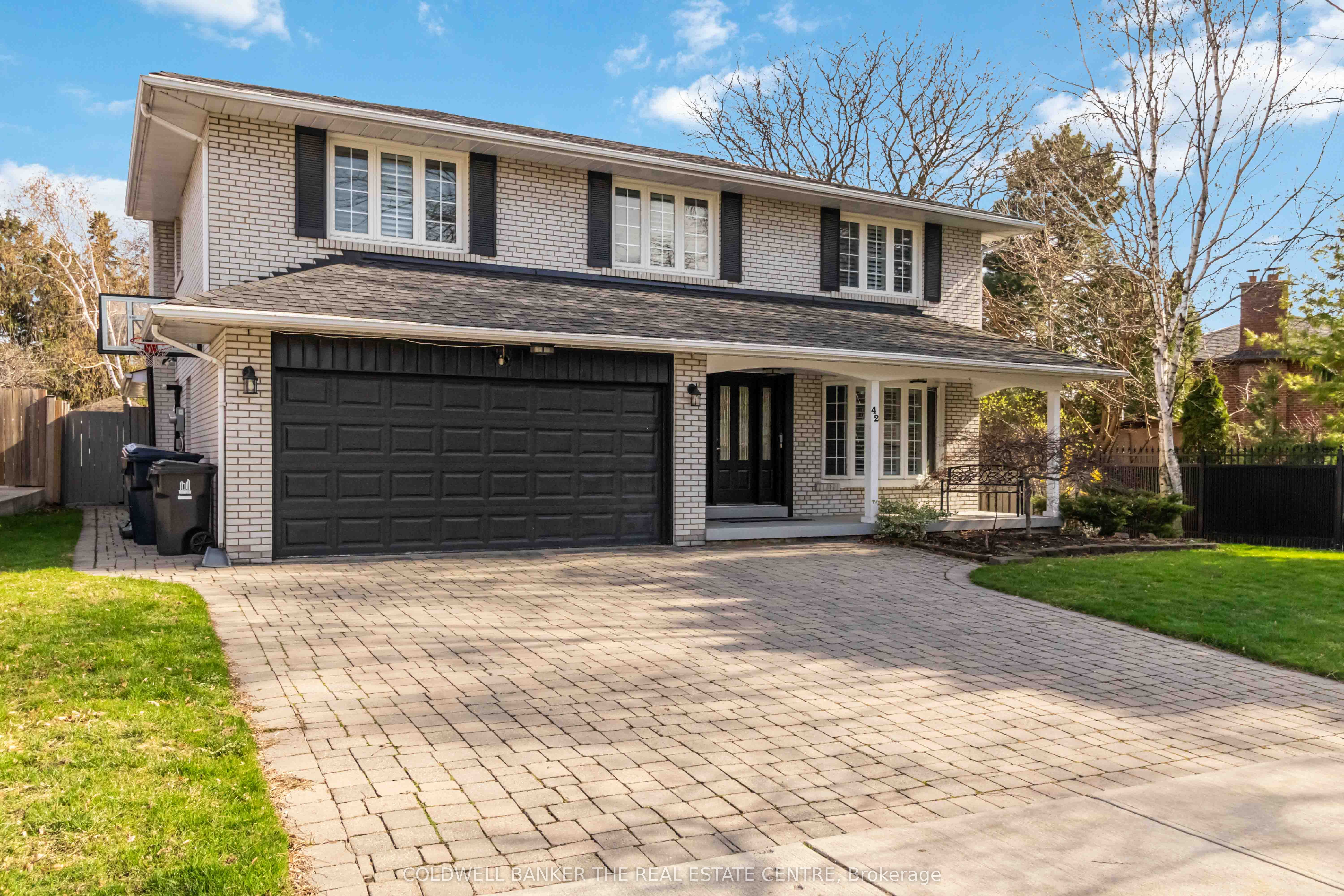 42 Neilor Crescent