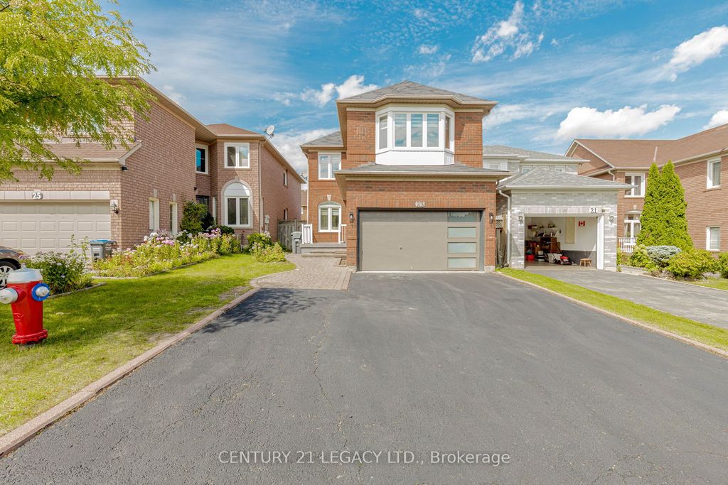 Photo of 23 Alaskan Summit Court, Brampton, ON L6R 1P1 (MLS # W12455806)