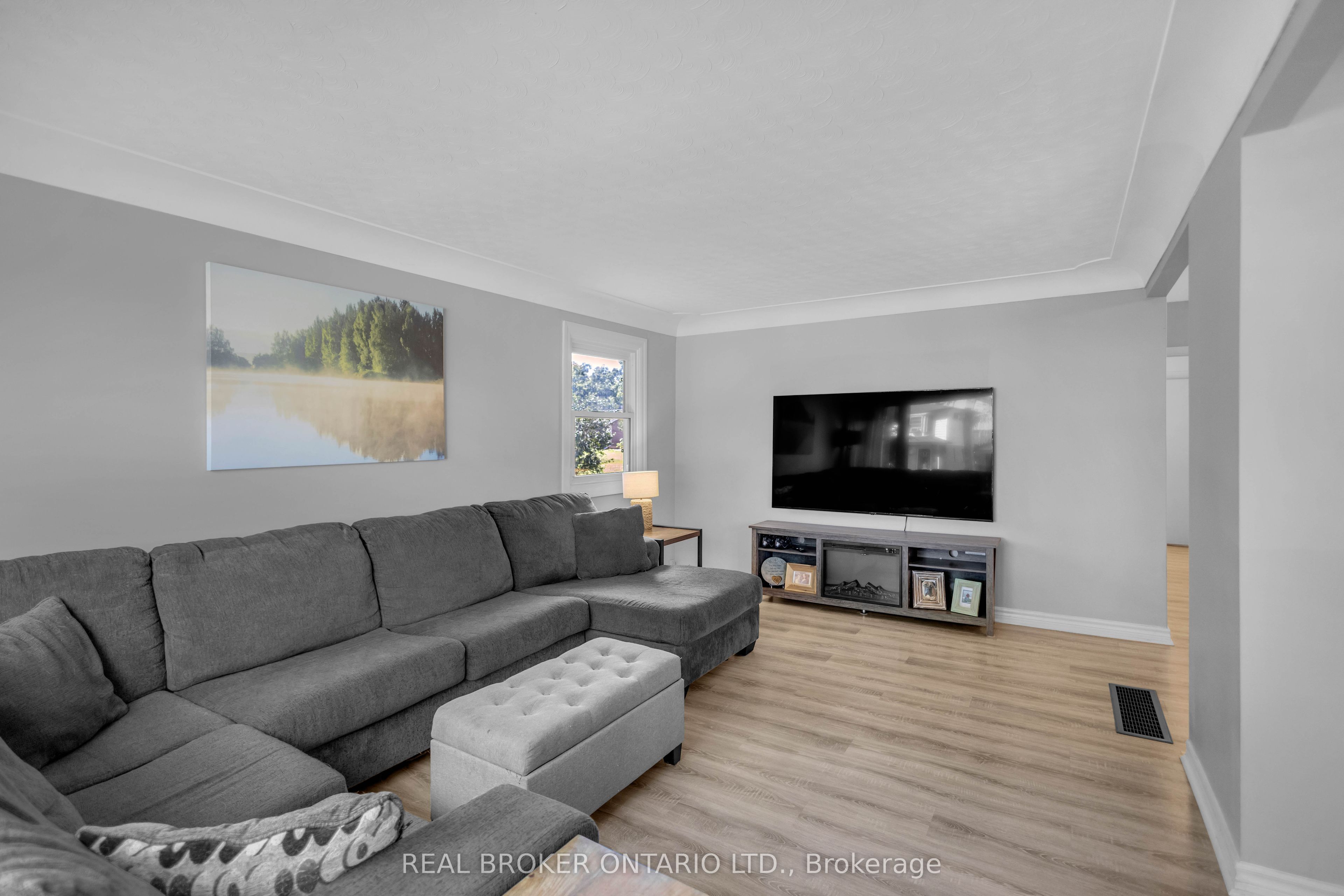 46 Dufferin Street
