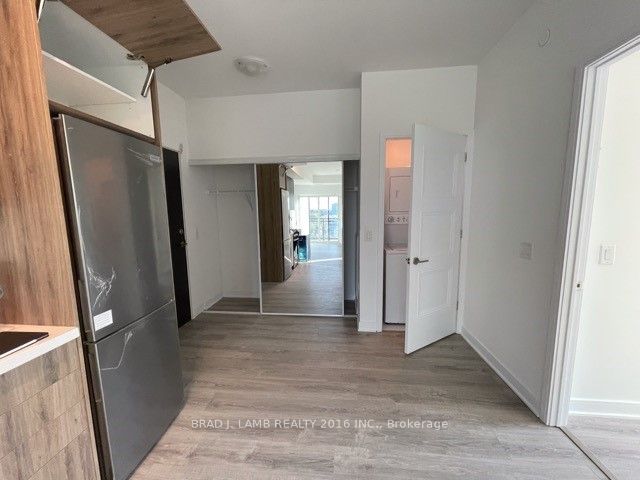 25 Neighbourhood Lane 907