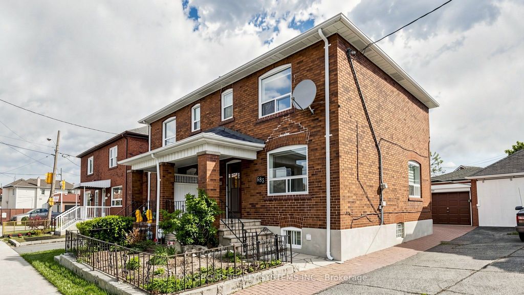 Photo of 683 Old Weston Road, Toronto, ON M6N 3B6 (MLS # W13109864)