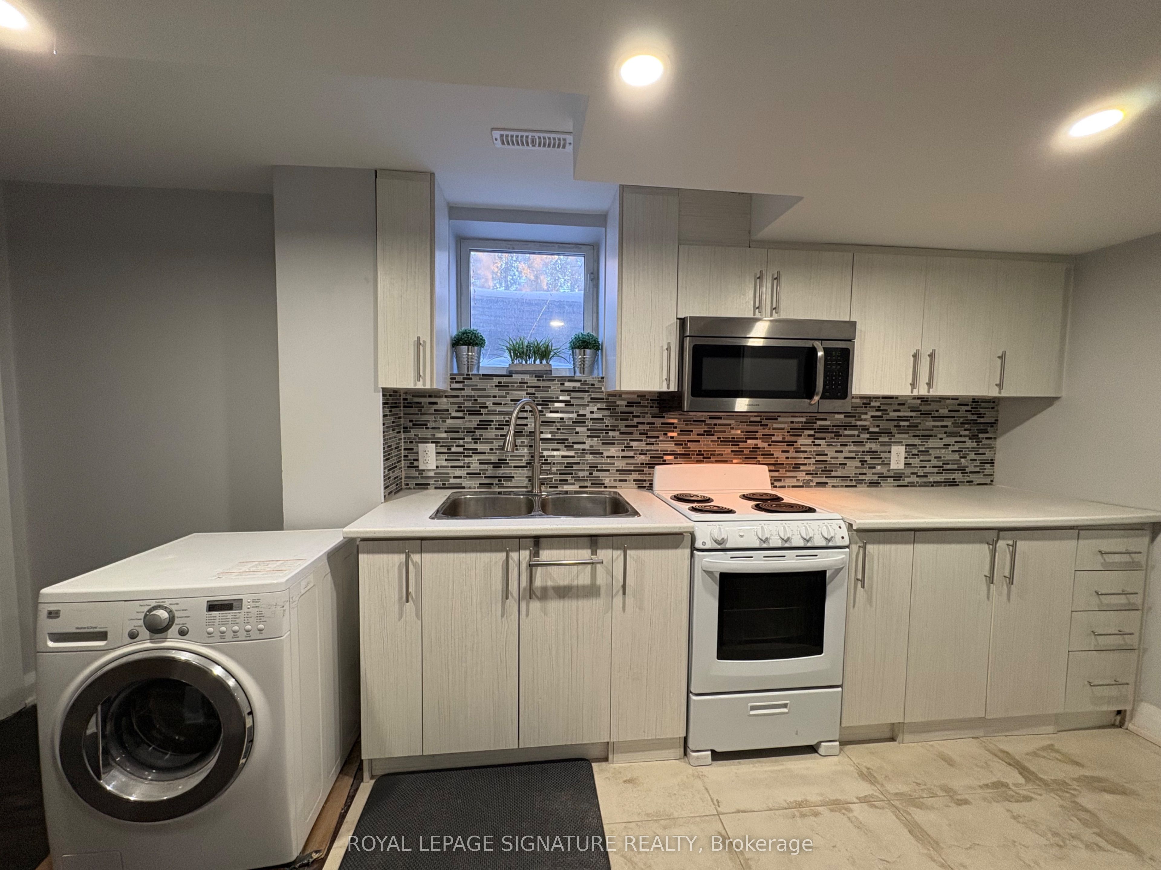 731 Bennett Boulevard Bsmt