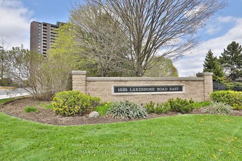 1535 Lakeshore Road E 205 Mississauga ON L5E 3E2