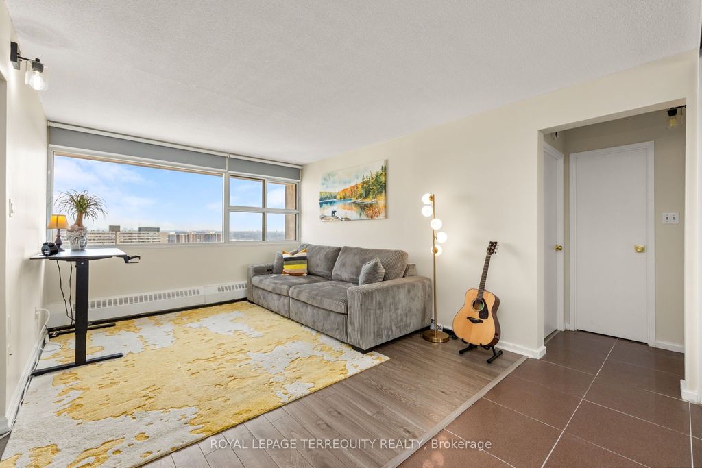 Photo of 715 Don Mills Road #2204, Toronto, ON M3C 1S5 (MLS # C12913498)
