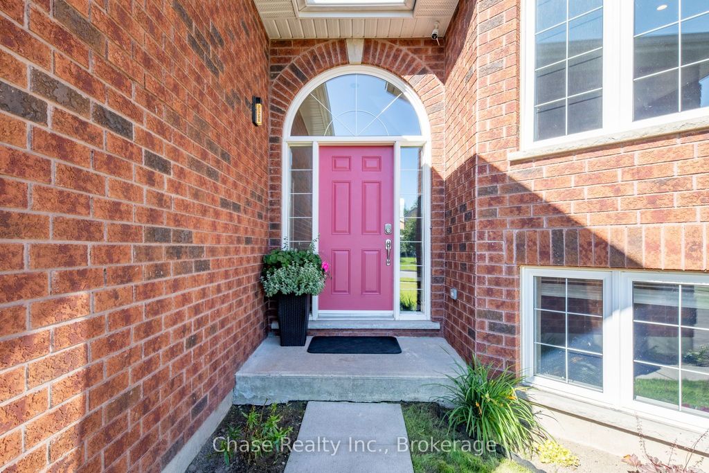 Photo of 18 St Amant Road, Penetanguishene, ON L9M 0A1 (MLS # S12791864)