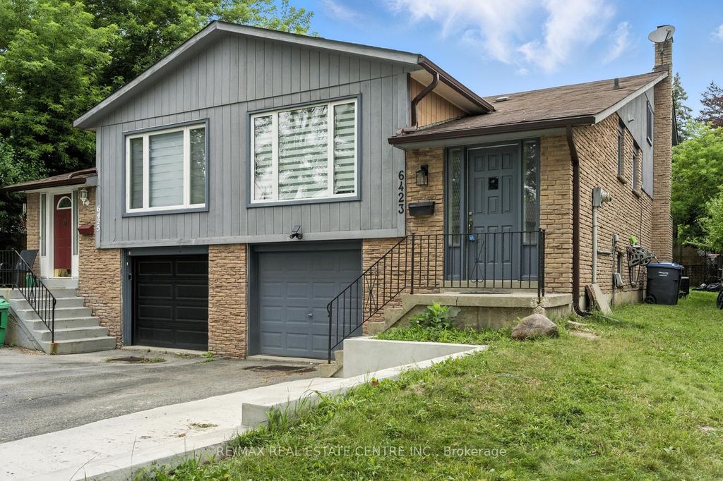 Photo of 6423 Chaumont Crescent, Mississauga, ON L5N 2M7 (MLS # W12790052)