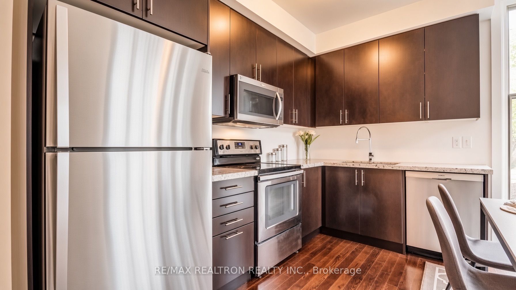 23 Eldora Avenue 112