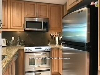383 Ellis Park Road 608