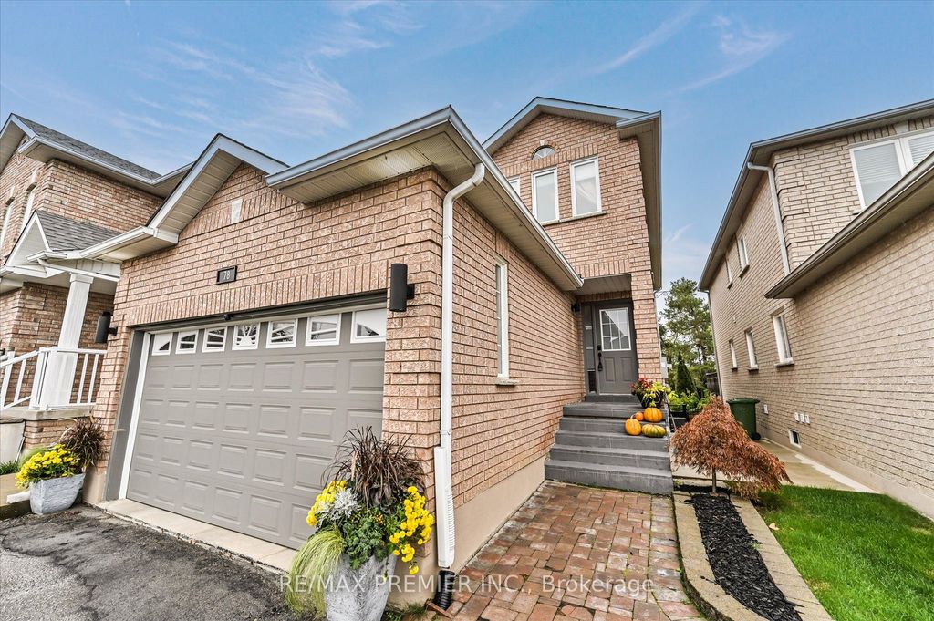 Photo of 78 Archbury Circle, Caledon, ON L7E 2H8 (MLS # W12580580)