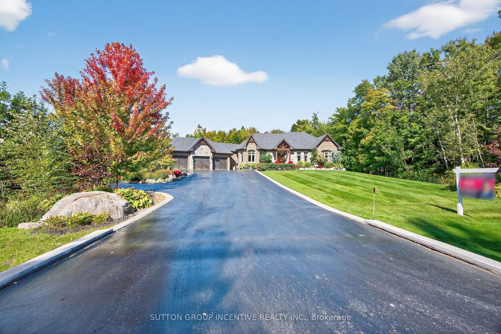 Photo of 1707 Wilkinson Street, Innisfil, ON L9S 5A8 (MLS # N12439057)