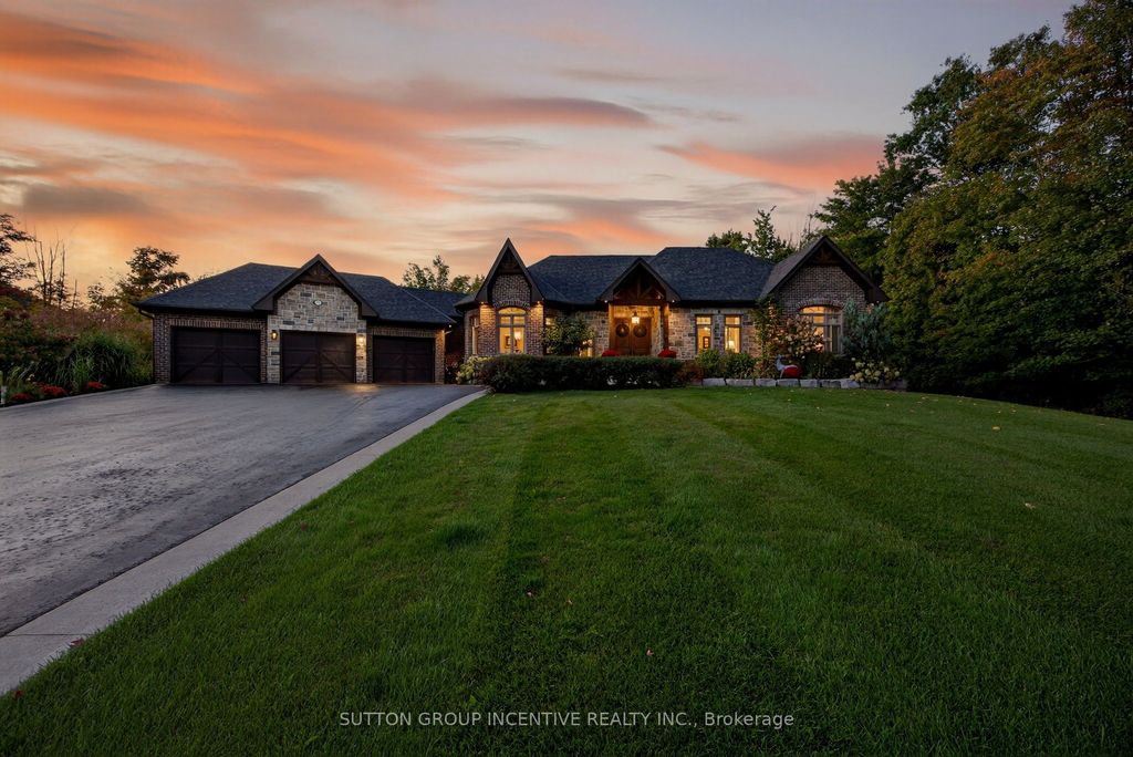 Photo of 1707 Wilkinson Street, Innisfil, ON L9S 5A8 (MLS # N12439057)