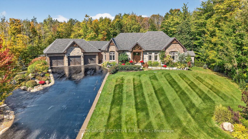 Photo of 1707 Wilkinson Street, Innisfil, ON L9S 5A8 (MLS # N12439057)