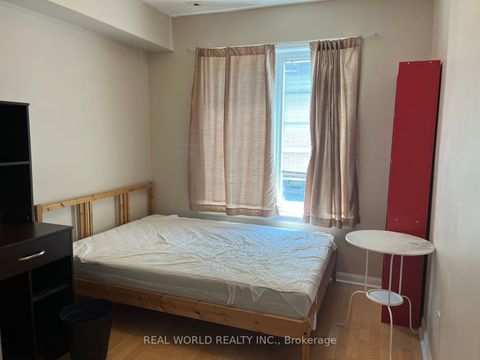 8 Cox Boulevard 13 Markham ON L3R 4G1