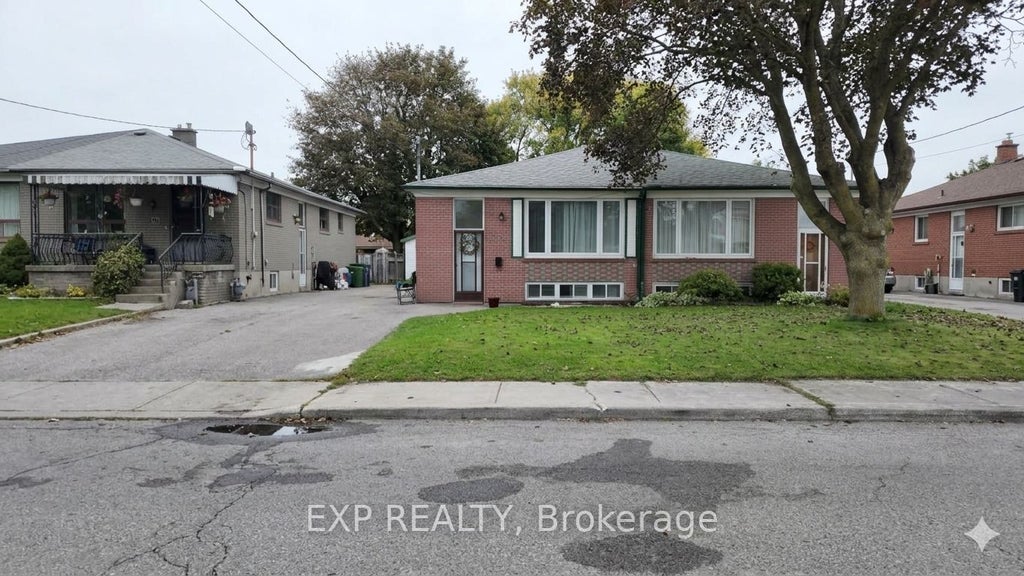 Photo of 23 Chapman Avenue, Toronto, ON M4B 1C3 (MLS # E13845742)