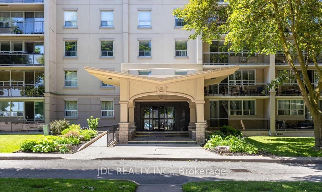 Photo of 6400 Huggins Street #908, Niagara Falls, ON L2J 3G5 (MLS # X13749398)