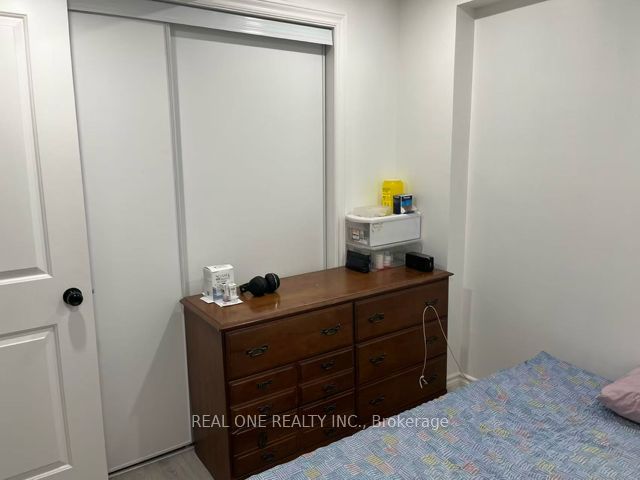 238 (Basment) Doubtfire Crescent