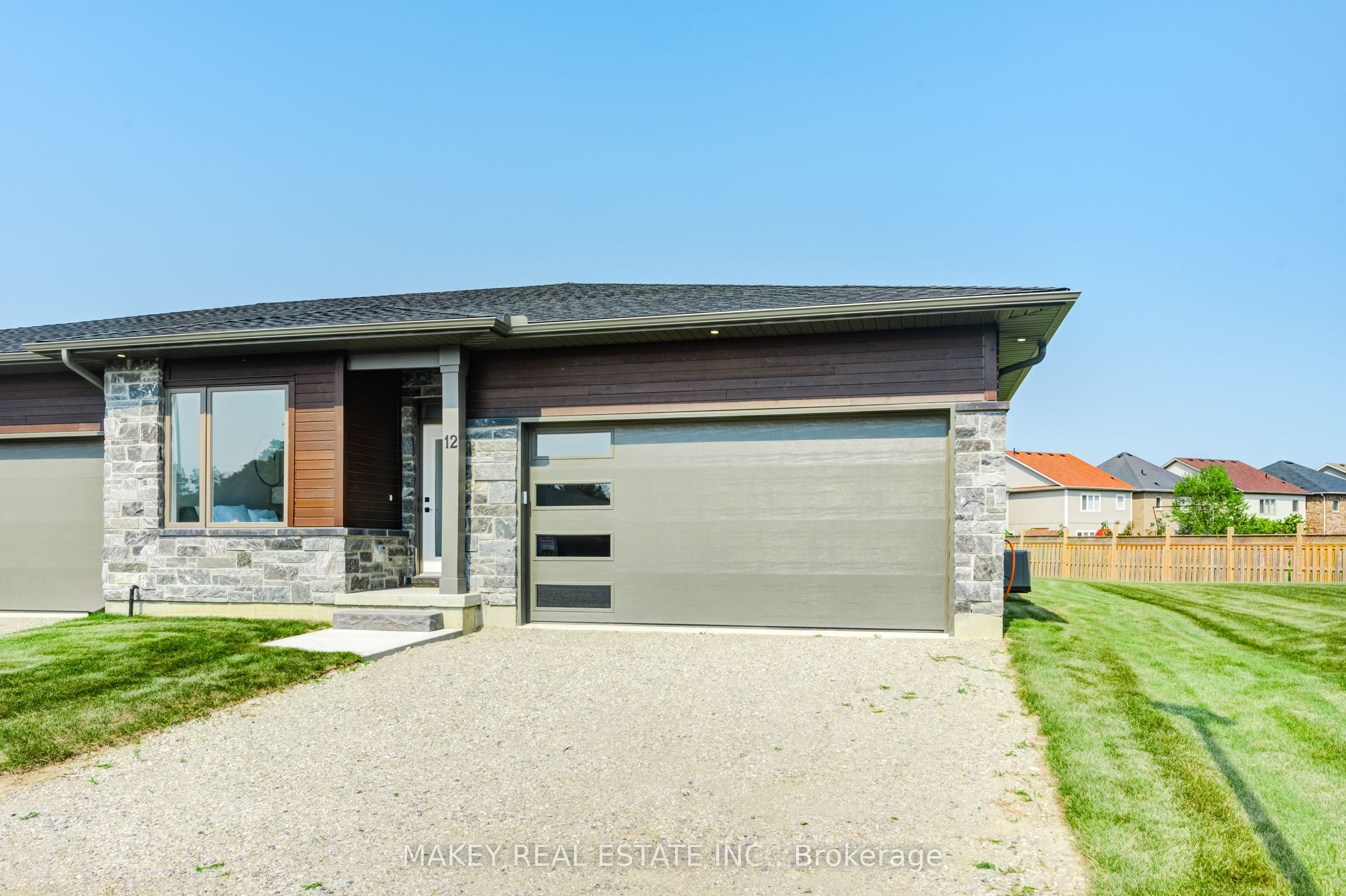 269 Pittock Park Road 19