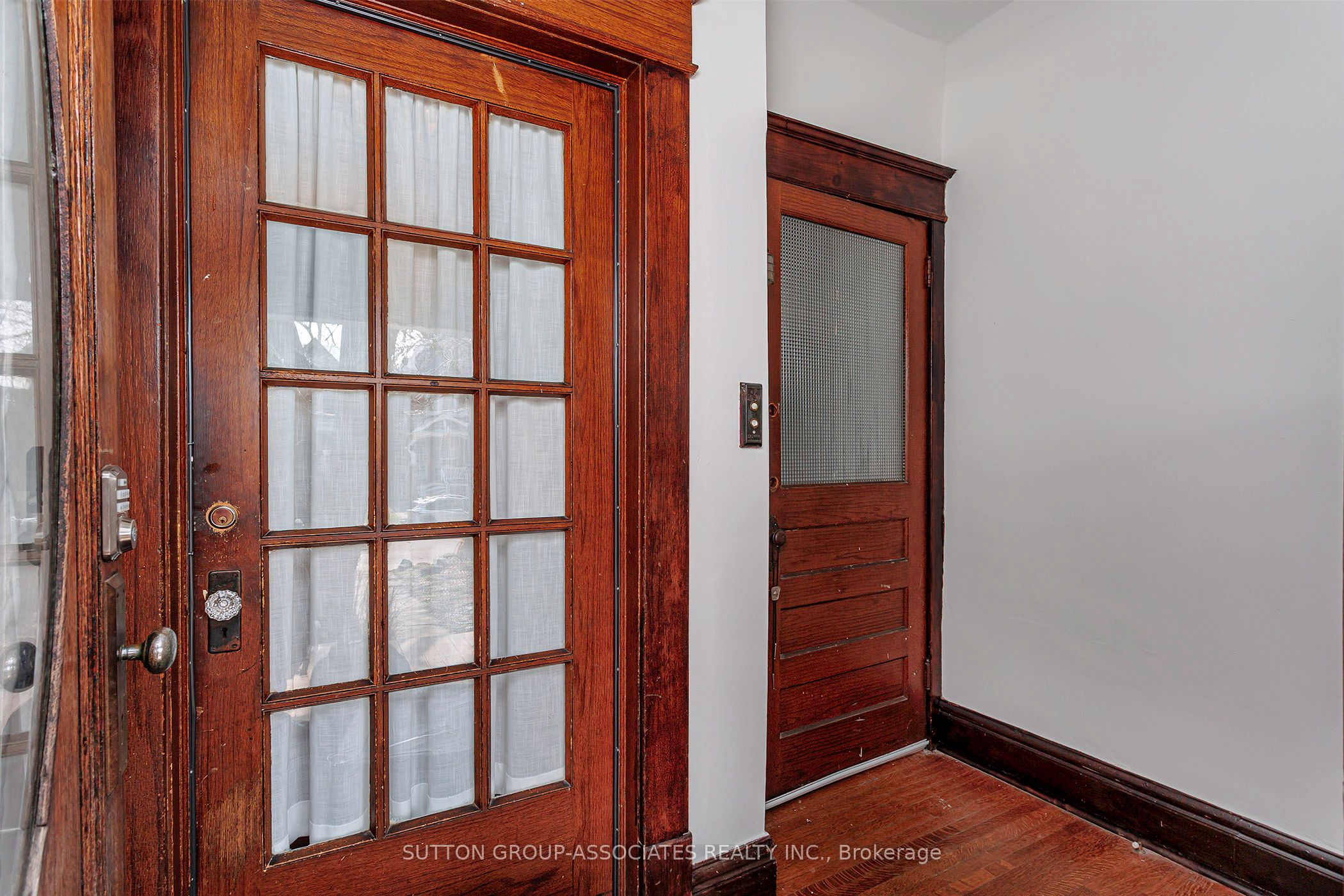 88 Westminster Avenue