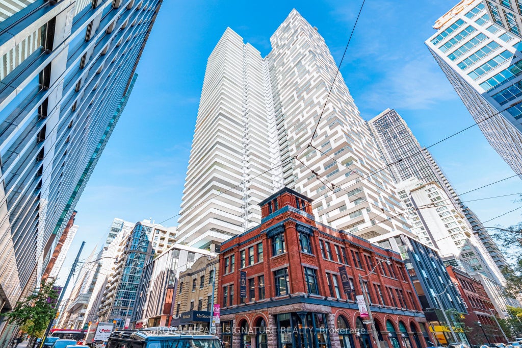 Photo of 25 Richmond Street E #1212, Toronto, ON M5C 0A6 (MLS # C13867930)
